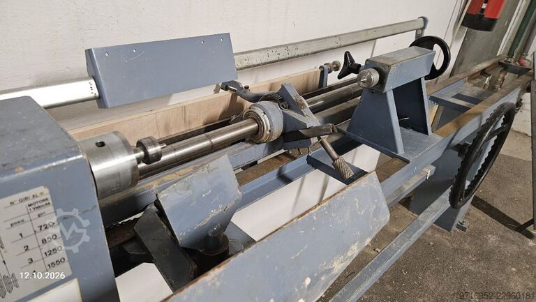 Lathe / woodturning lathe MVM T.1500