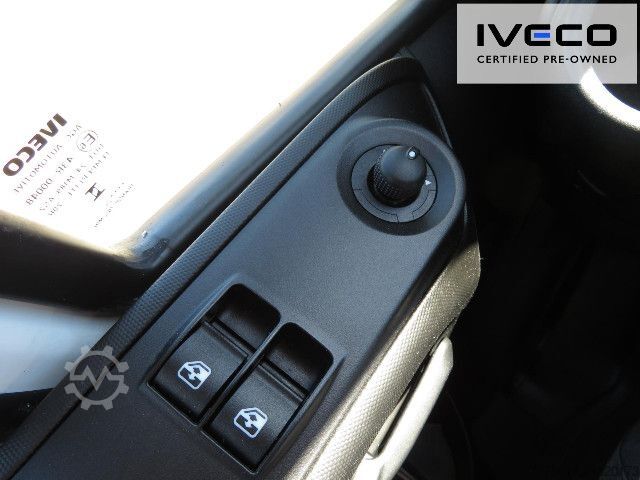 Box van IVECO Daily 35S14HA8 Koffer/Hecktüren Klima, Kamera