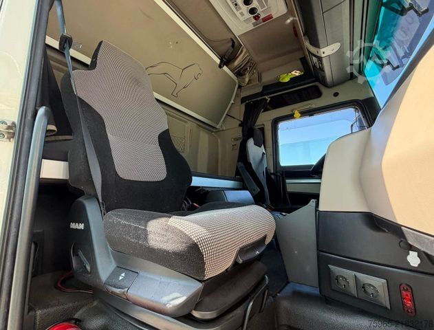 Standard tractor unit MAN TGX 18.460 EURO 6 SMART TACHO 2X TANKS PARK AIRC