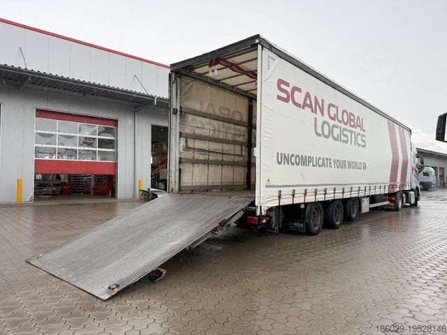 Low loader semitrailer  Wiese Mega Schiebeplane mit Dhollandia Rampe 9t