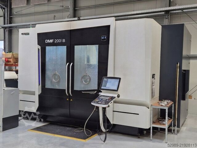 5 AXIS MACHINING CENTER Deckel Maho DMF 200/8