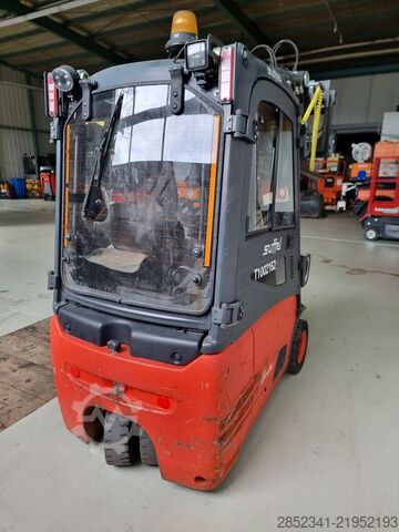 Forklift Linde E16C