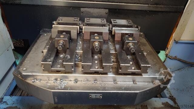 Vertical machining center DOOSAN VC 510