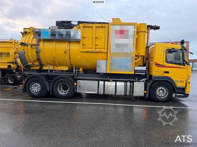 Saugfahrzeug Volvo FM 6x2 supersuction w/ Disab body 1 owner car