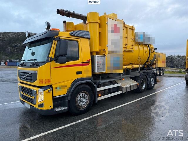 Saugfahrzeug Volvo FM 6x2 supersuction w/ Disab body 1 owner car