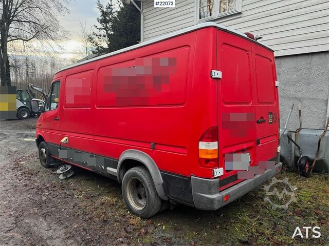 Panel van Mercedes-Benz Sprinter 416 with Leistikow flushing unit