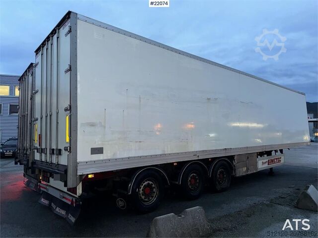 Box body Limetec semi-trailer with full side opening.
