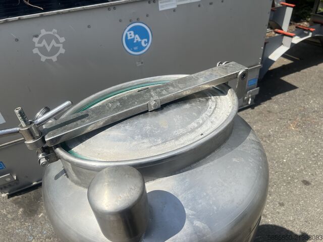 300-litre vertical stainless steel tank  