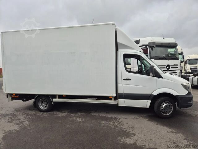 Box truck Mercedes-Benz SPRINTER 516 CDI