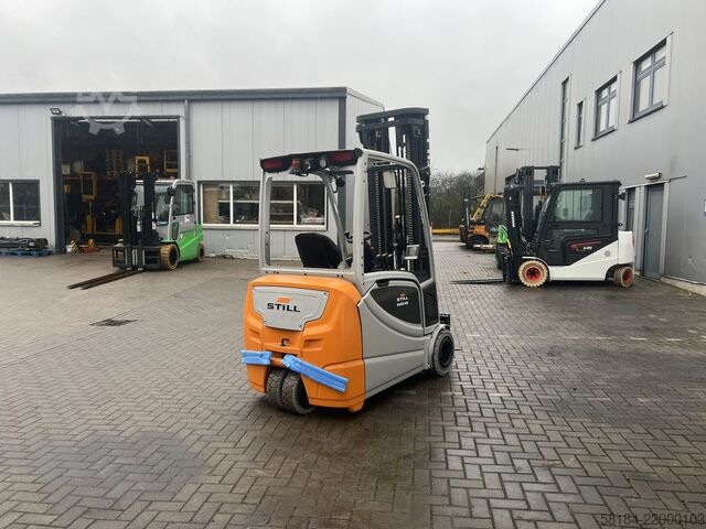 Electric 3-wheel forklift Still RX20-20 L