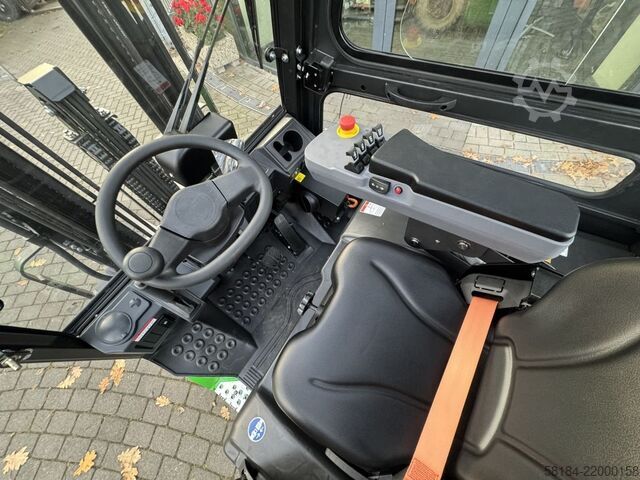 Electric 4-wheel forklift Noblelift FE4P20QC