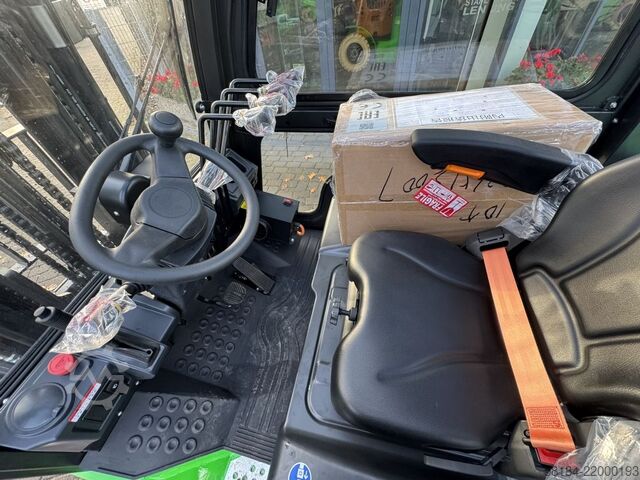 Electric 4-wheel forklift Noblelift FE4P25Q