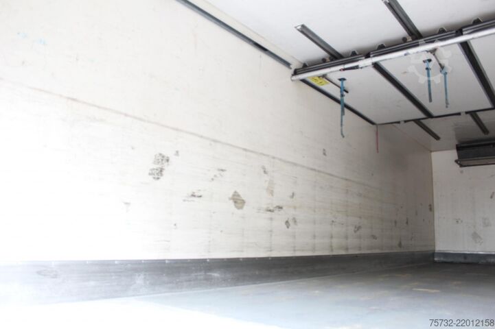 Refrigerated truck Iveco Stralis 400 E6 TK T-1200R Lenkachse Strom Klima