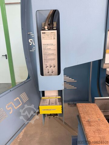 CNC-Abkantpresse CR GOLD 130/31 130t CR Electronic Gold 130/31