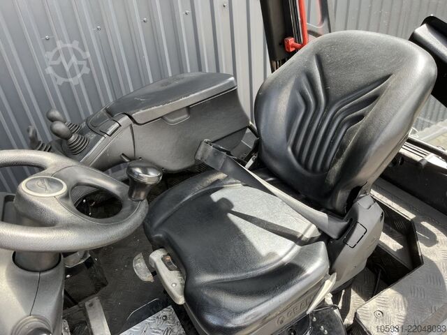 Electric 4-wheel forklift Linde E30HL-01/600