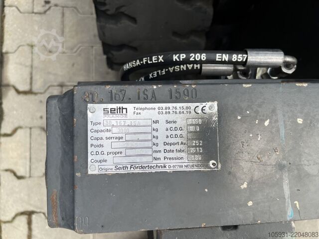 Electric 4-wheel forklift Linde E30HL-01/600