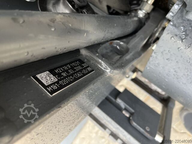 Electric 3-wheel forklift Linde E16C-02