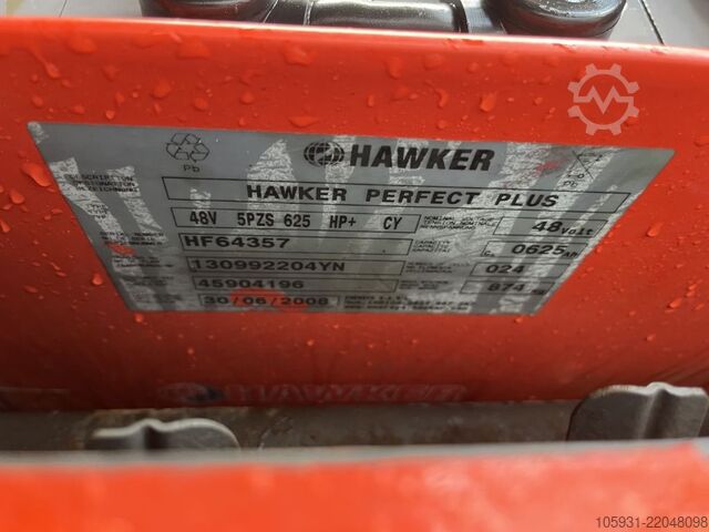 Electric 3-wheel forklift Linde E16-02