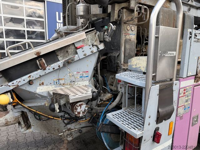 Concrete pump truck MERCEDES-BENZ AROCS 2533 6x4 Euro 6 Putzmeister M24-4