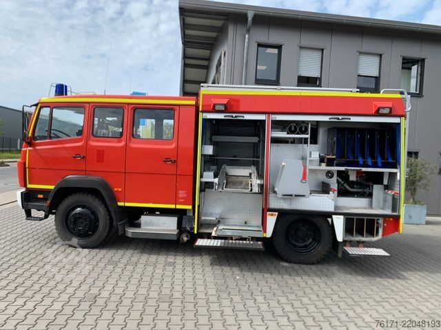 Box van MERCEDES-BENZ 917 AF 4x4 AHK Top Zustand