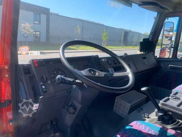 Box van MERCEDES-BENZ 917 AF 4x4 AHK Top Zustand