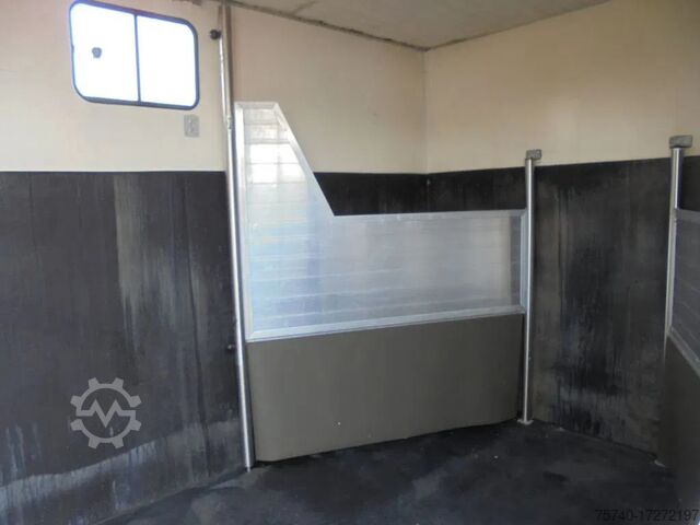 Pferdetransport MAN 12 .225 + MANUAL