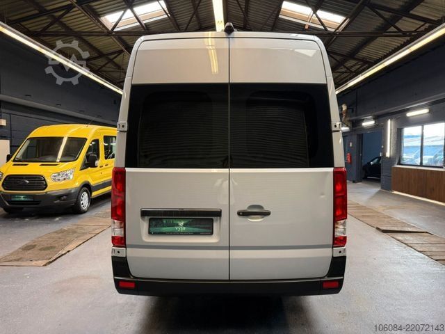 Motor coach MERCEDES-BENZ Hyundai H350 REISEBUS 9 SITZE KÜCHE KLIMA R-CAM
