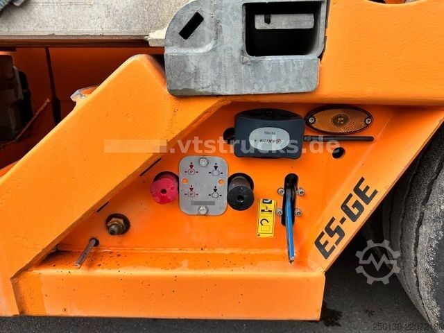 Low loader semitrailer FAYMONVILLE MULTIMAX 4.Achs Tieflader / REMORQUE/ AGGREGAT/