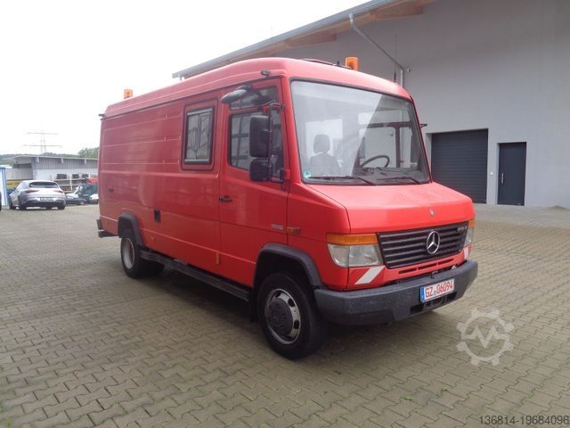 Kleinbus MERCEDES-BENZ Vario 816 9-Sitzer TEERKOLONNE Standheizung