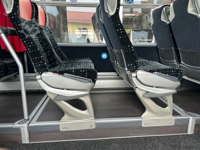 Intercity bus MERCEDES-BENZ O550 Integro II Lift Klima WC - S415 UL