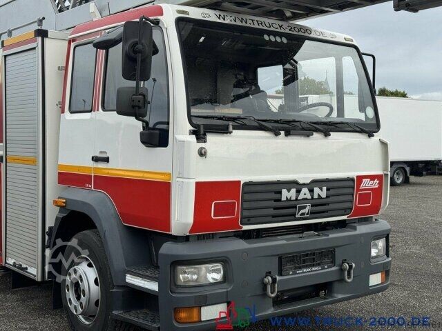 Spezial-LKW MAN 15.285 METZ Feuerwehr Drehleiter 39mRettungskorb