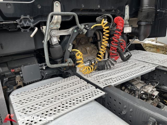 Standard SZM MERCEDES-BENZ Actros 1851*Giga Space*VollLuft*2xTank*Side Guar