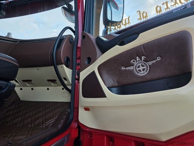 Volumen SZM DAF XF 530 SSC LL ZF Intarder, Leder, Standklima