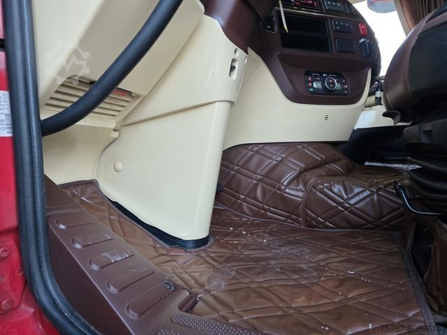 Volumen SZM DAF XF 530 SSC LL ZF Intarder, Leder, Standklima