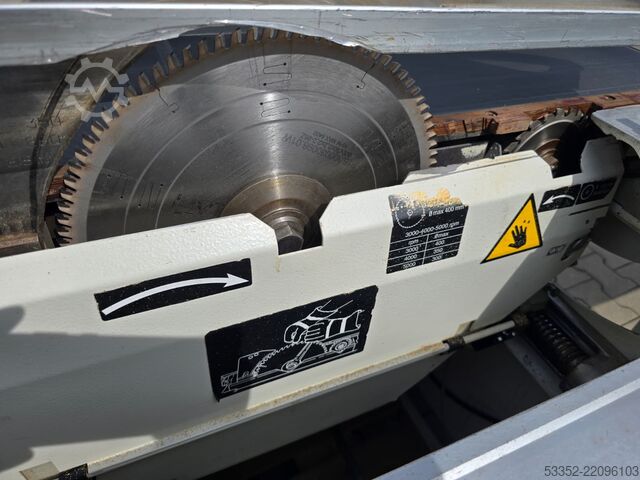 Sliding table saw SCM si400n