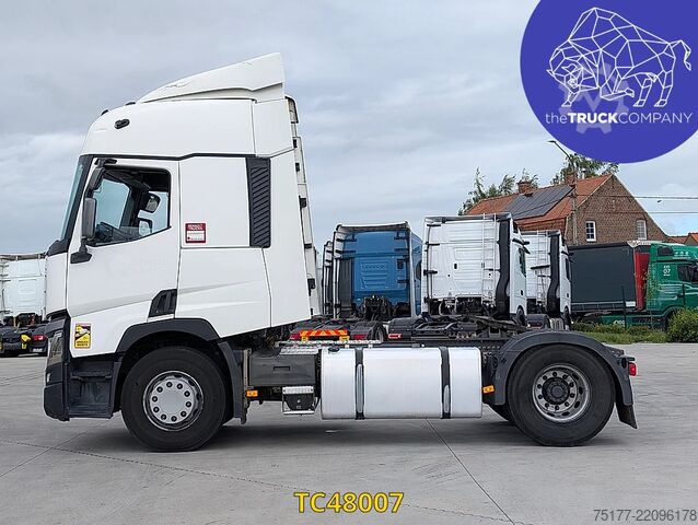 Standard-SZM Renault T 440