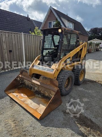 Radlader CATERPILLAR 226B