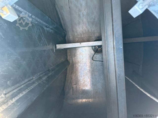 Tanker truck VOLVO FM460 8x2*6 24.000 l. ADR Tanktruck