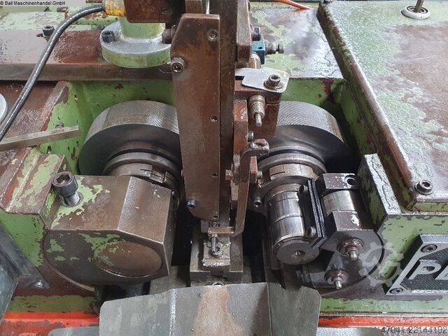 Gewindewalzmaschine PEE-WEE P 10