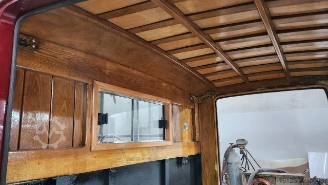 Kleinbus  Berna Adler mit Frech Hoch Sissach Aufbau Cabrio