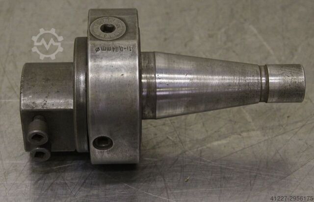 Ausdrehkopf SK40 unbekannt Aufnahme Bohrwerkzeug 10 mm