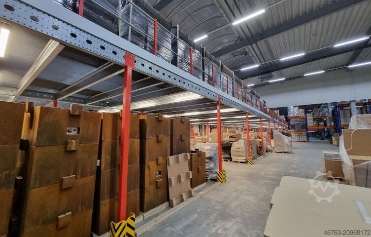 High-bay warehouse Lücht&Palm Lagerbühne
