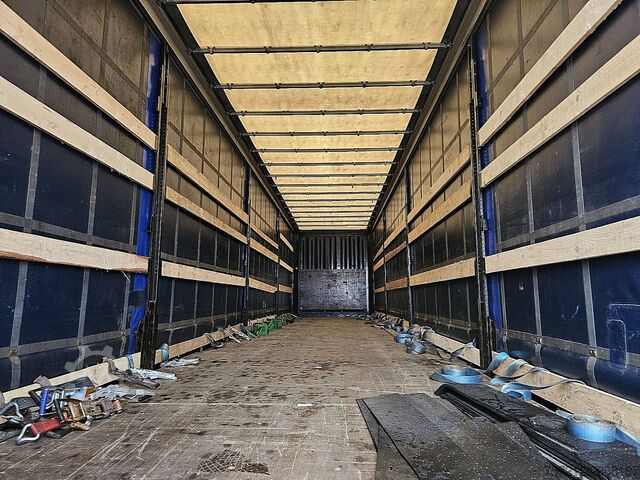 Sliding tarpaulins KRONE N/A