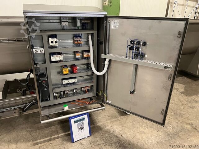 Meat processing machine GEA SCREWLOADER I500