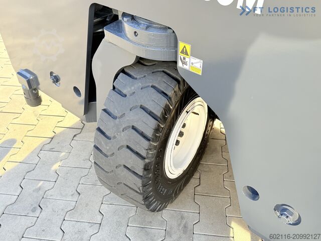 4-way forklift Combilift C4000 GAS TRIPLEX 6900 FREE-LIFT CABIN