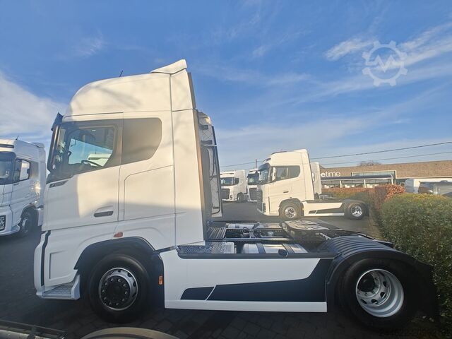 Standard tractor unit Ford Truck F-Max