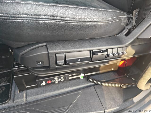 Standard tractor unit Ford Truck F-Max