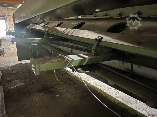 Guillotine shear LVD MVS 62/4