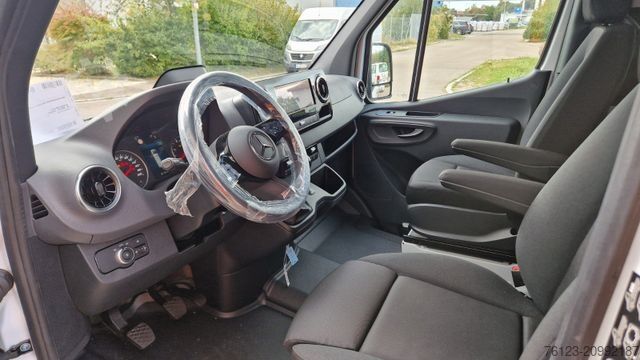 Minibus MERCEDES-BENZ Sprinter Lord Light 22 Sitzer 5 x Lagerfahrzeug