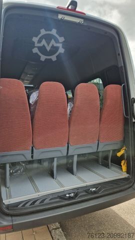 Minibus MERCEDES-BENZ Sprinter Lord Light 22 Sitzer 5 x Lagerfahrzeug